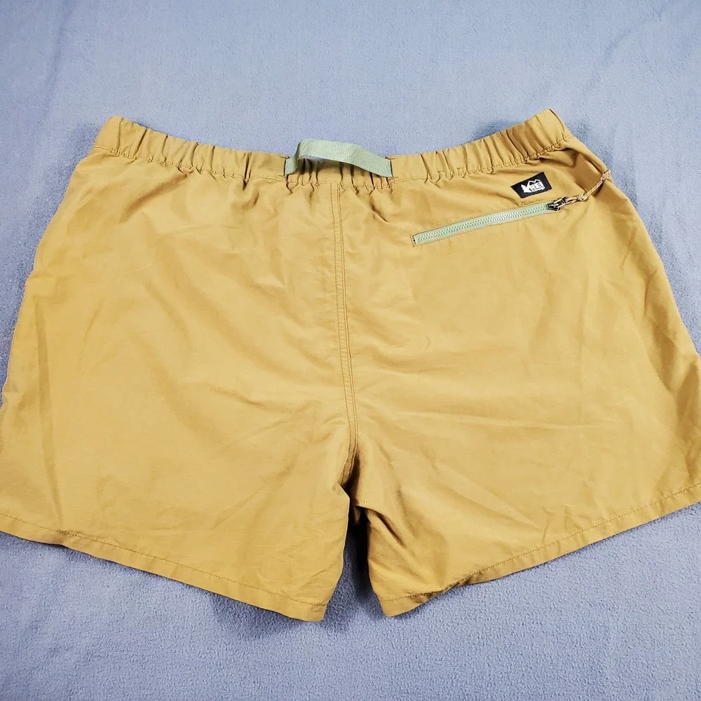 REI Co-op Mens XL Brown Ripstop Hiking Shorts Elastic Waist Belt 5in Flaw